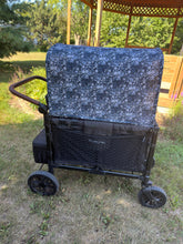 Load image into Gallery viewer, Foral Skulls Canopy