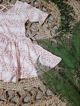 Load image into Gallery viewer, 2t Ballerina
