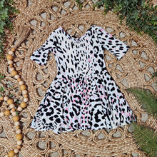 Load image into Gallery viewer, 2t Ballerina
